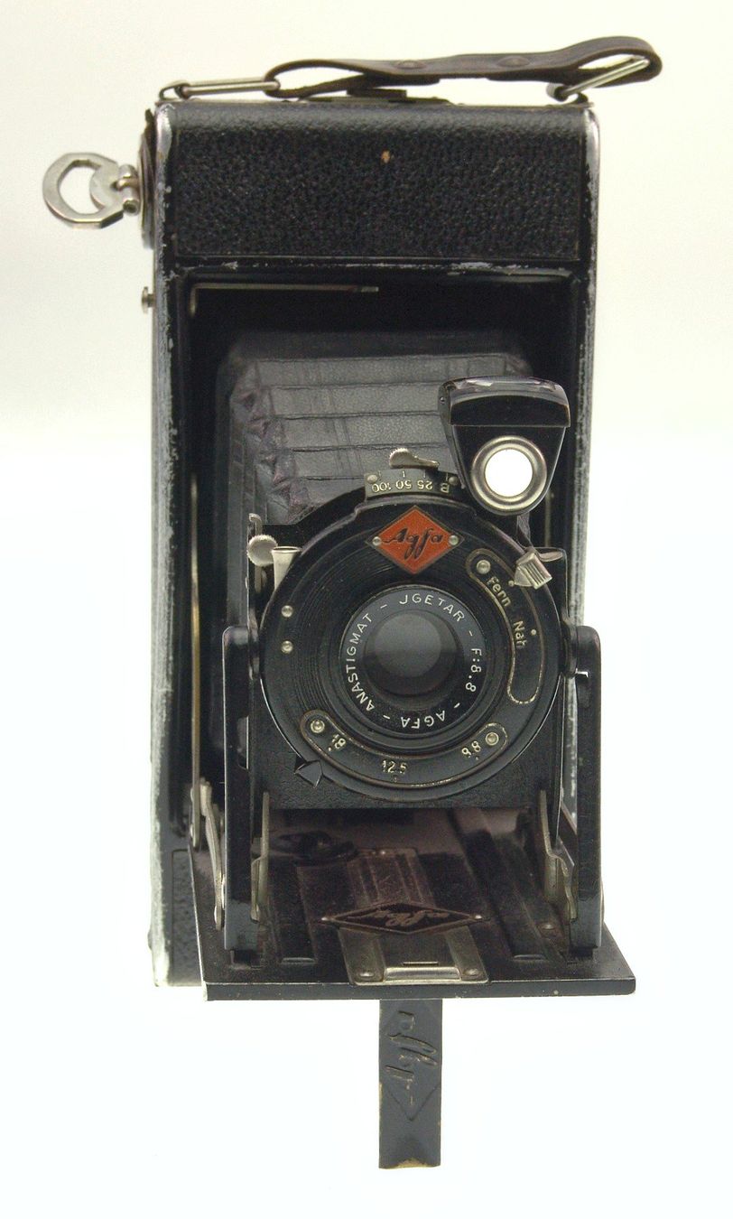 Agfa Fotocamera: Agfa Balgen - Fotoapparat Format 120 – Usato da Schmitten FR venduto da fliessigs_Biendli