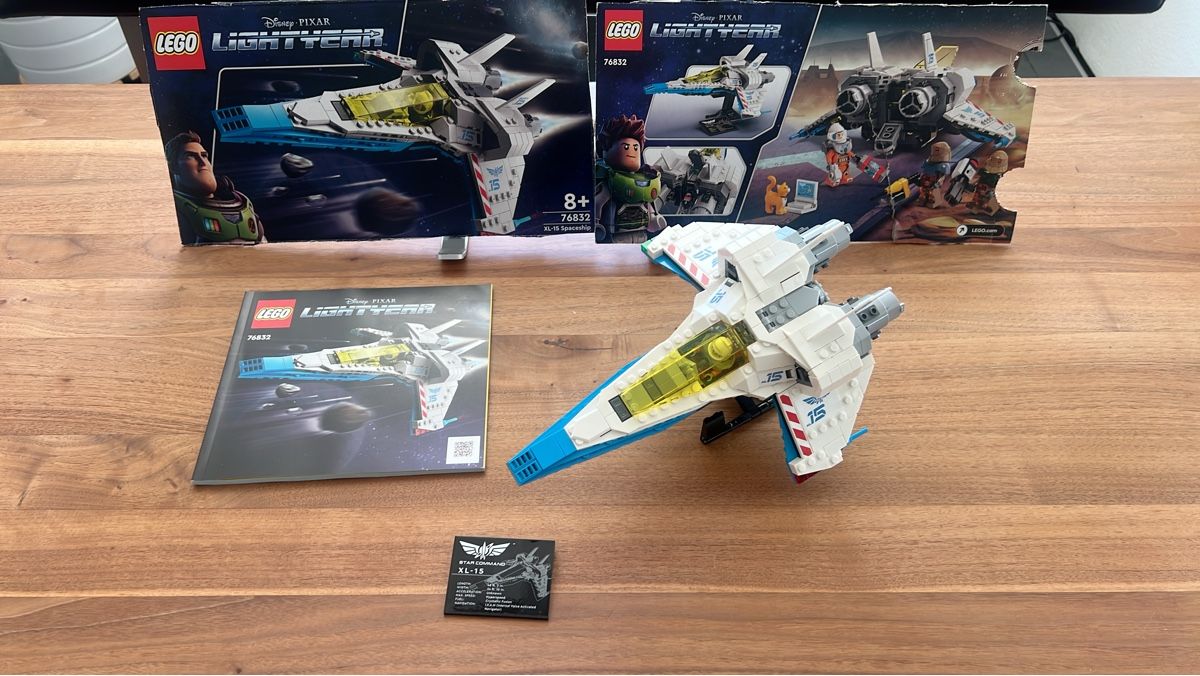 Lego Kit di costruzioni: LEGO Buzz Lightyear Spaceship 76832 – Usato da Zürich venduto da JuneBaby12