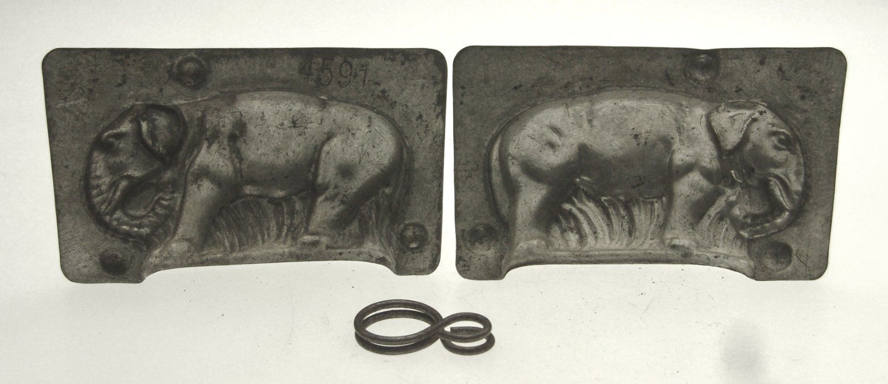 Teglie da forno: alte Schokoladenform seltener Elefant 4591 – Usato da Langenthal venduto da Sammlungs_aus 4
