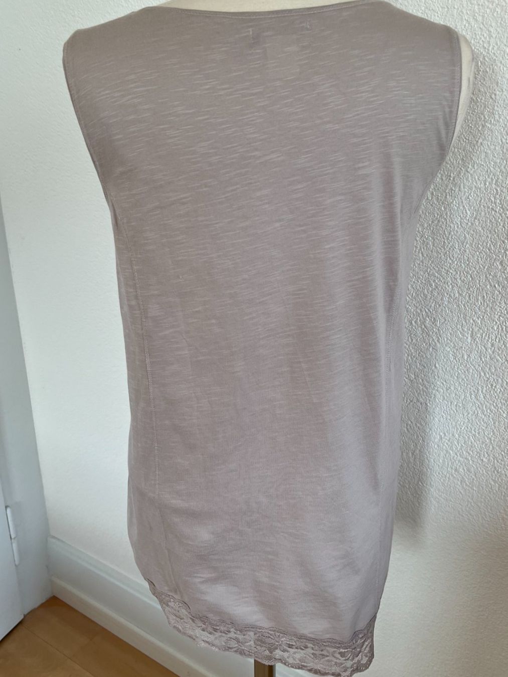 Tops: Ambria Damen Long Top in Gr. 40, Hellgrau – D'occasion à Worb par farben20zauber 2