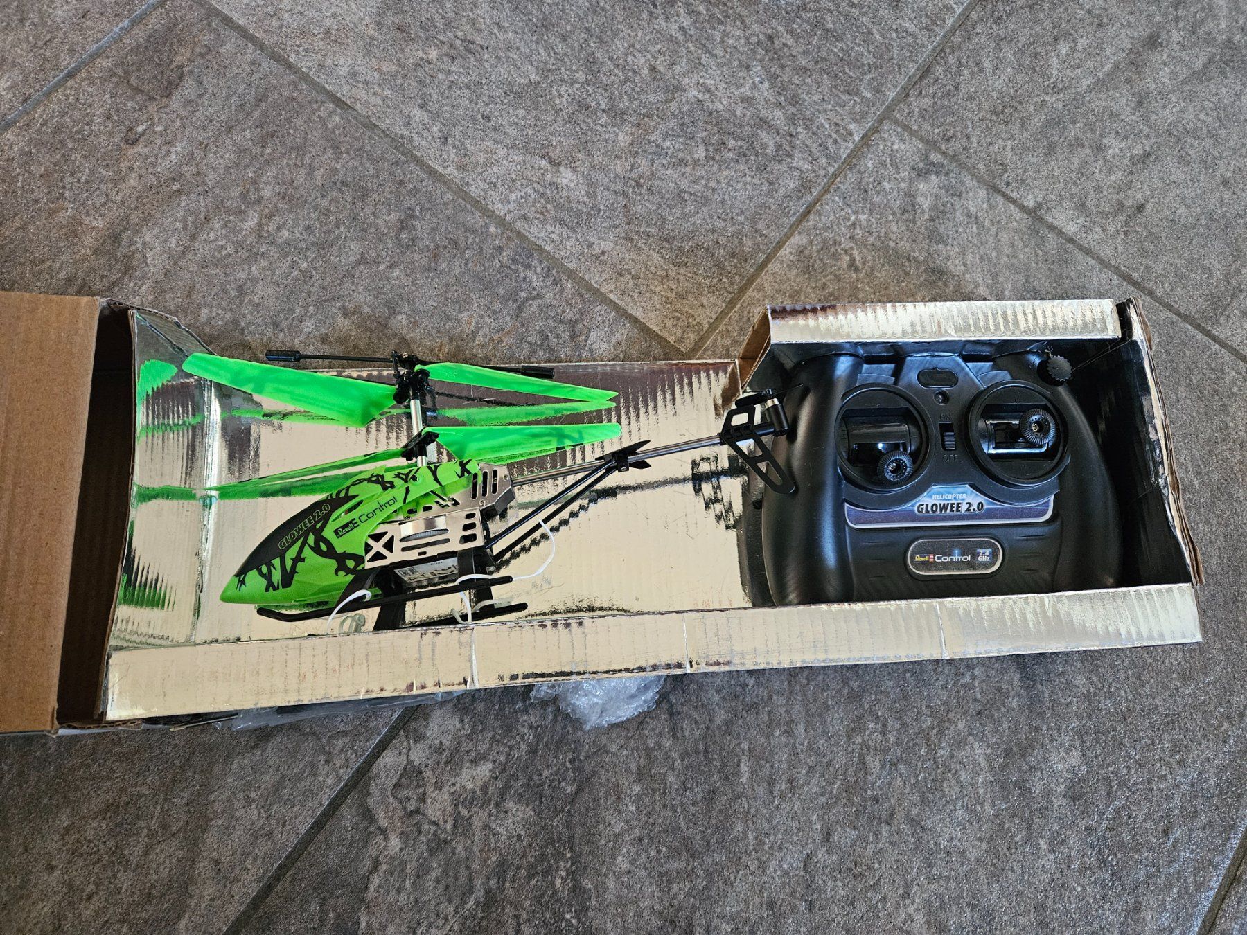 Revell Modellismo RC: Spielzeug Helikopter defekt – Difettoso da Tägerwilen venduto da picasso811 1
