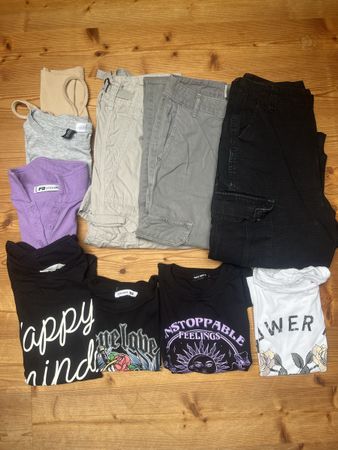 Kleiderpaket 1 - Mädchen Gr XS