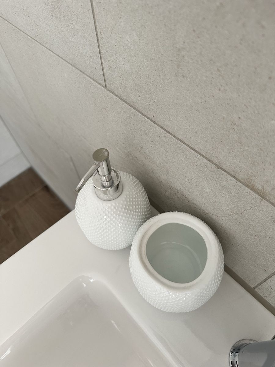 Portasapone: Schickes Badezimmer-Set von Zara Home – Usato da Küsnacht ZH venduto da adr_669g 1