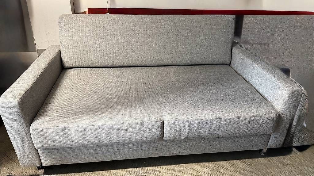 Divani: Hochwertige Schlafsofa Sofa Grau – Usato da Allschwil venduto da Schweiz2016