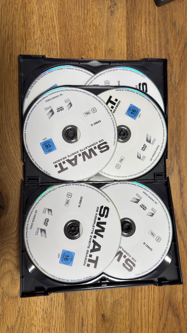 Tutti i DVDs: SWAT Staffel 2 neu – Nuovo (secondo la descrizione) da Burgdorf venduto da Catbagger64 2
