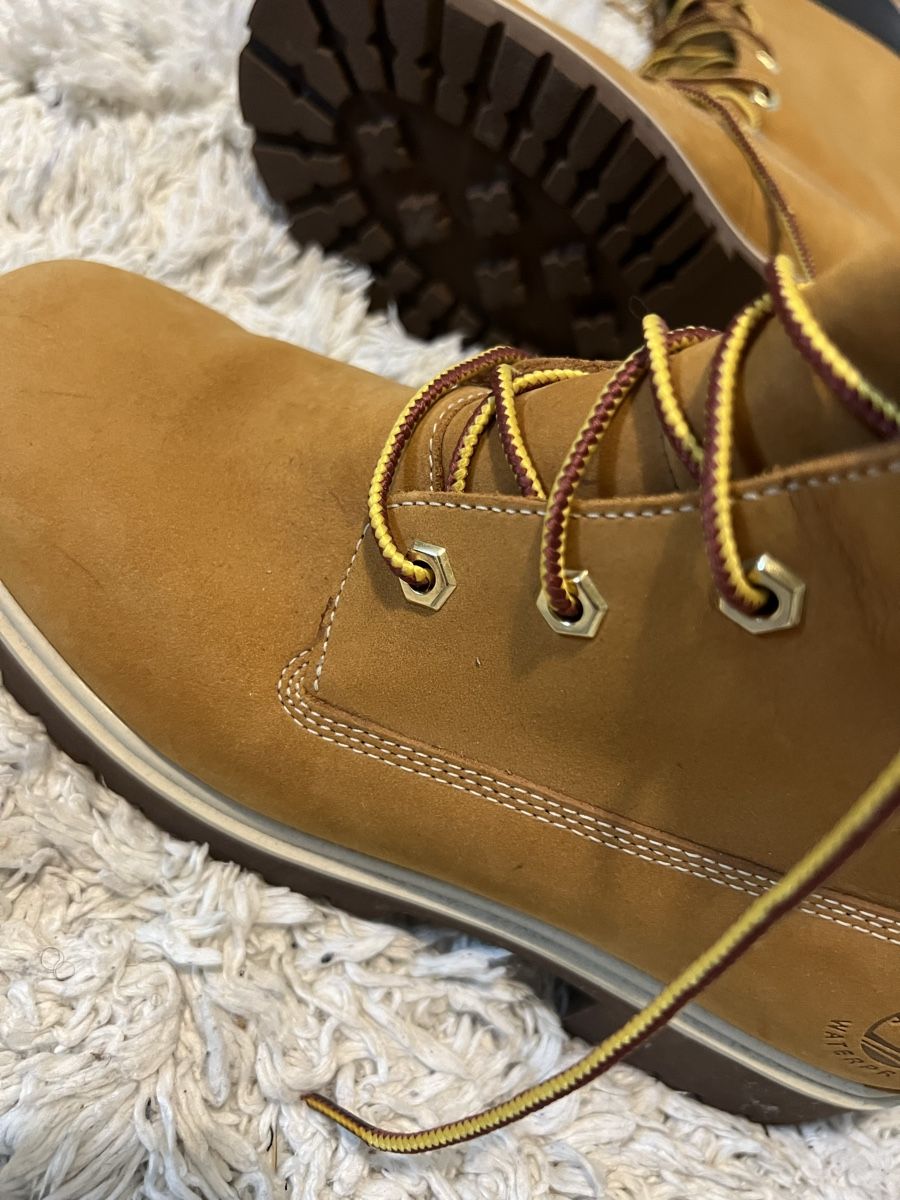 Timberland Scarpe da donna: Timberland  – Nuovo (secondo la descrizione) da Moudon venduto da cin_6rxj 2