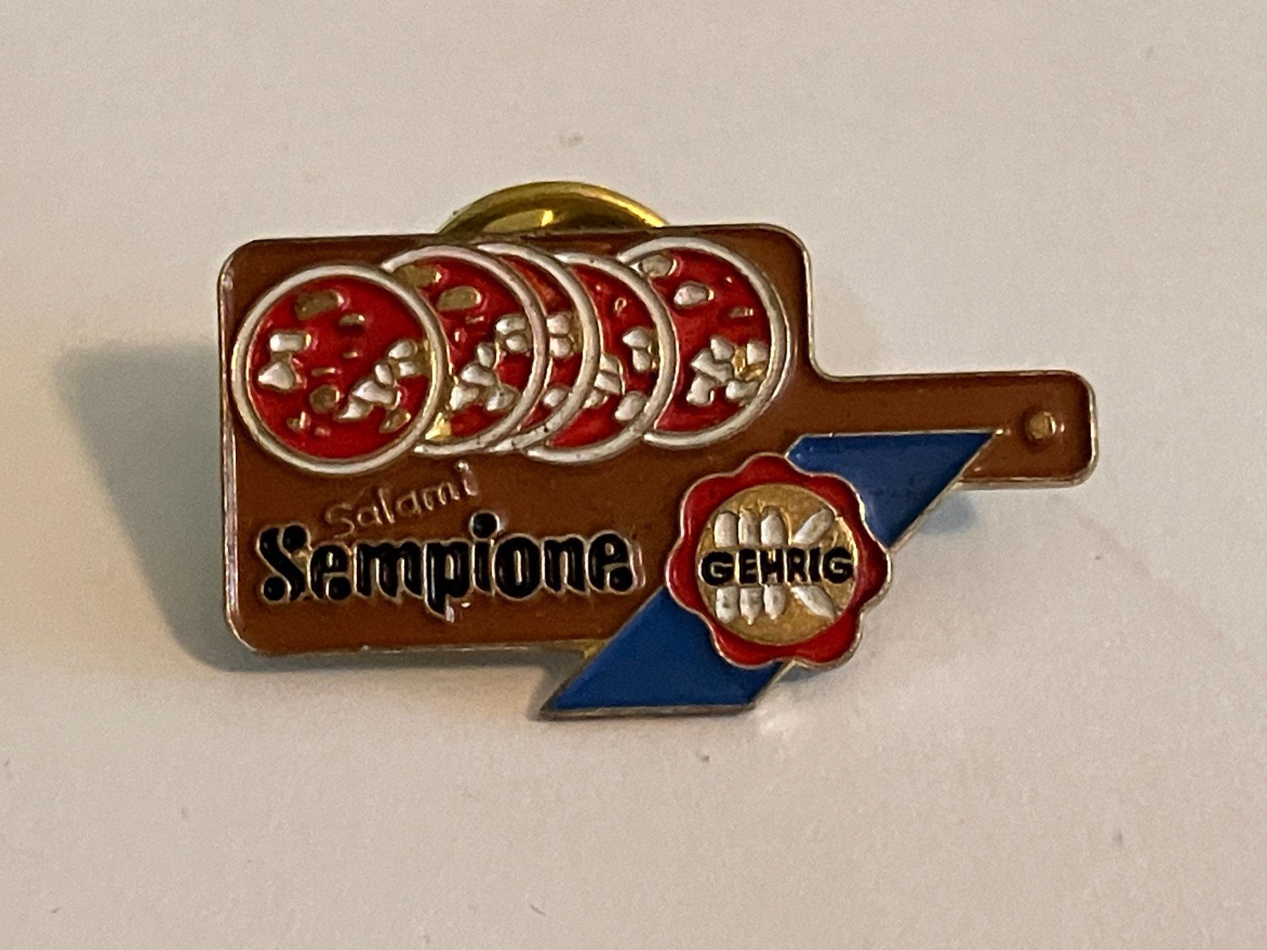 Placchette & Badge: 1 Pin Salami Sempione Gehrig – Usato da Basel venduto da djwwpp