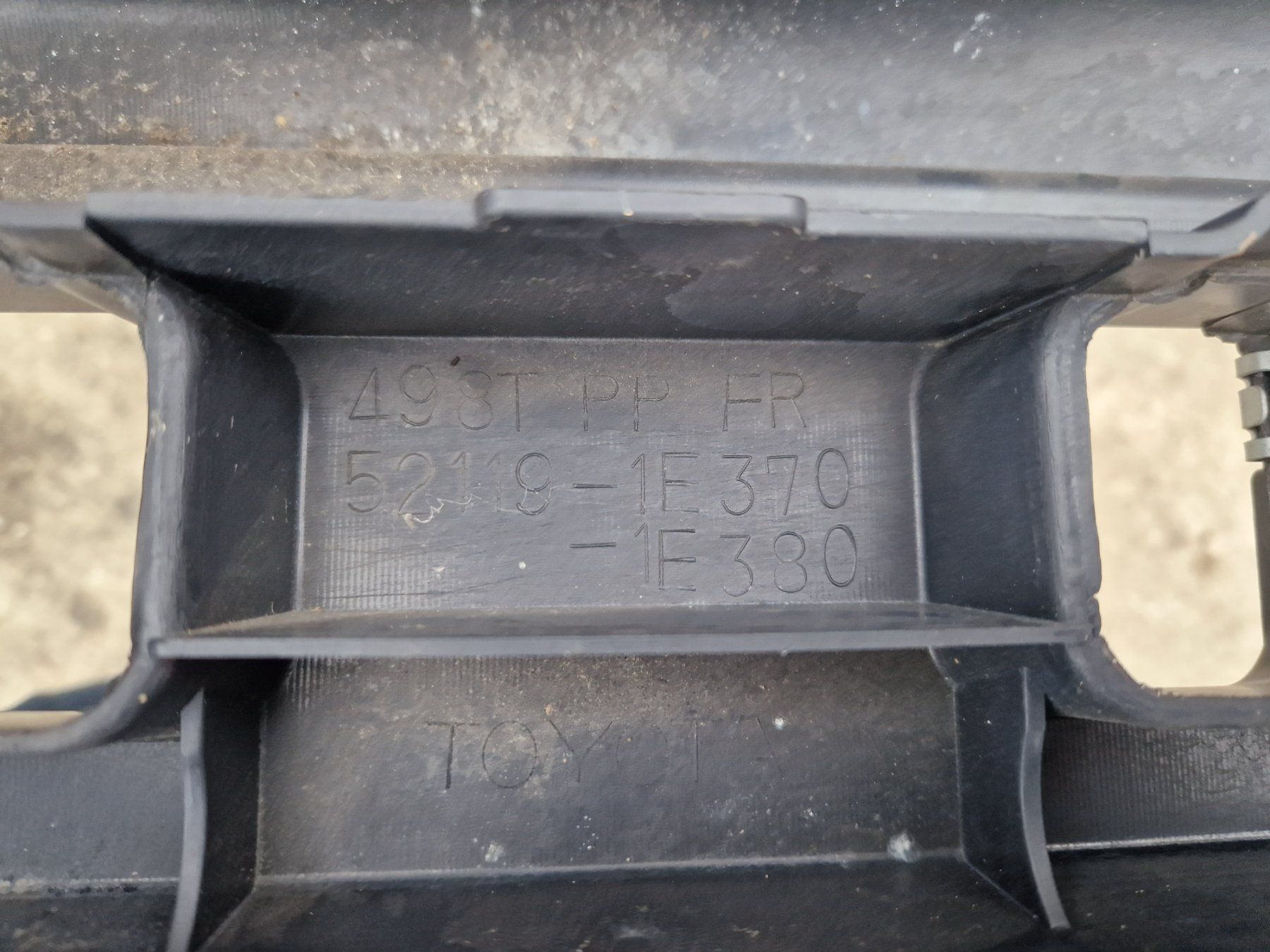 Toyota Tutti pezzi di ricambio auto: Stossstange Toyota Corolla AE10 – Nuovo (secondo la descrizione) da Kerzers venduto da Ernst12345 4