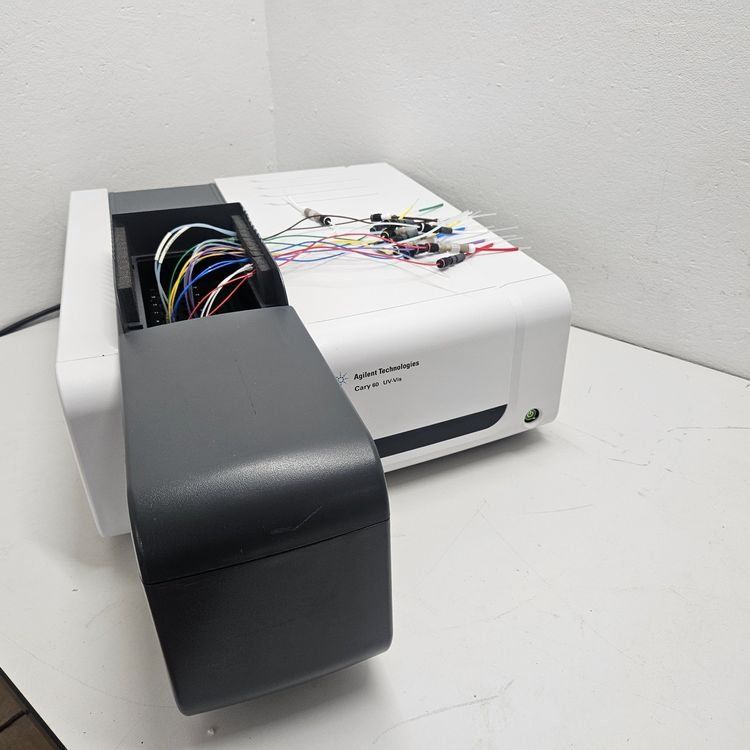 Accessori da laboratorio: Agilent Carry 60 - G6860A UV-Vis – Usato da Niederdorf venduto da LeptonAG_Labor