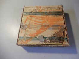 Dekorative Box mit Abstraktem Muster Vintage Zustand