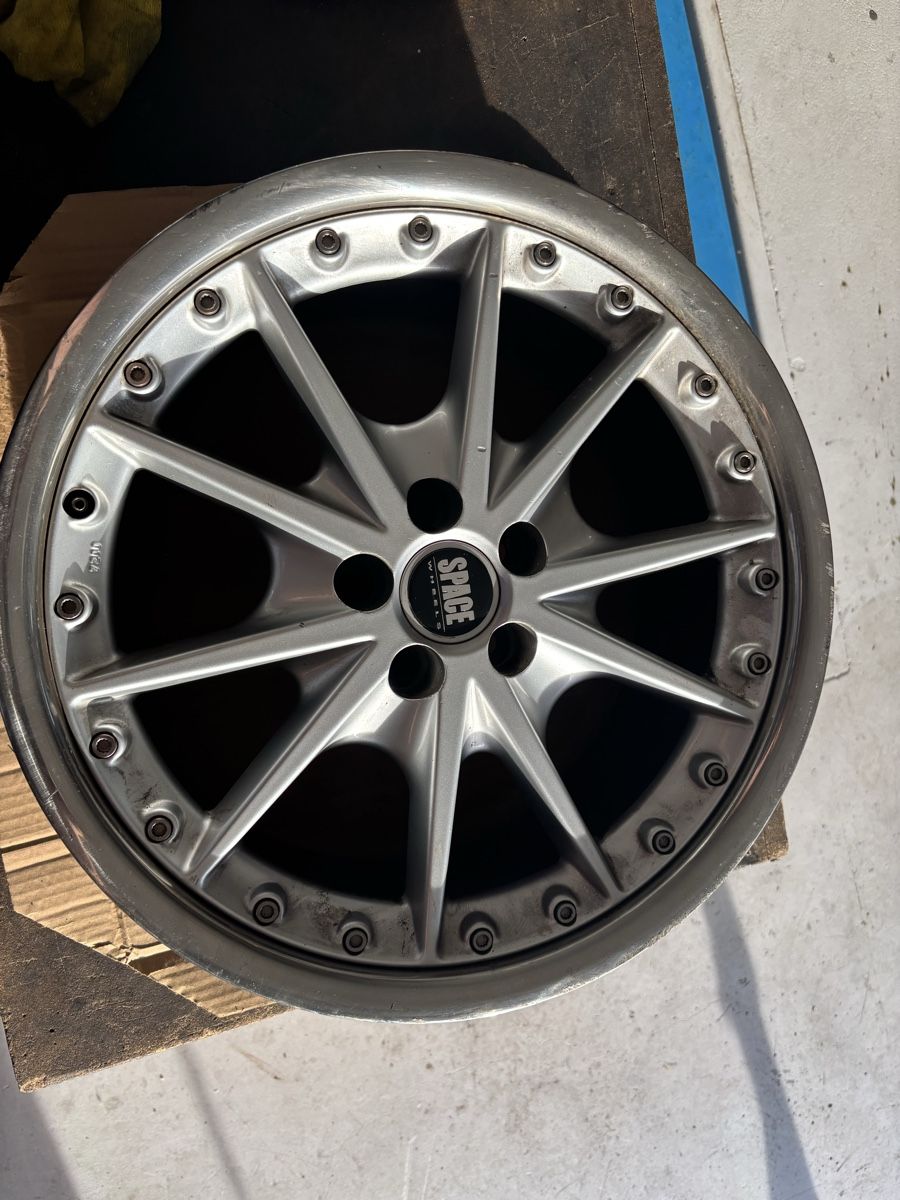 Cerchioni: Jantes Space Wheels 8x17 – Usato da Seleute venduto da kke_9c5d 3