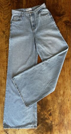 Jean Bershka Wide Leg bleu clair T34 EUR 34 bon état