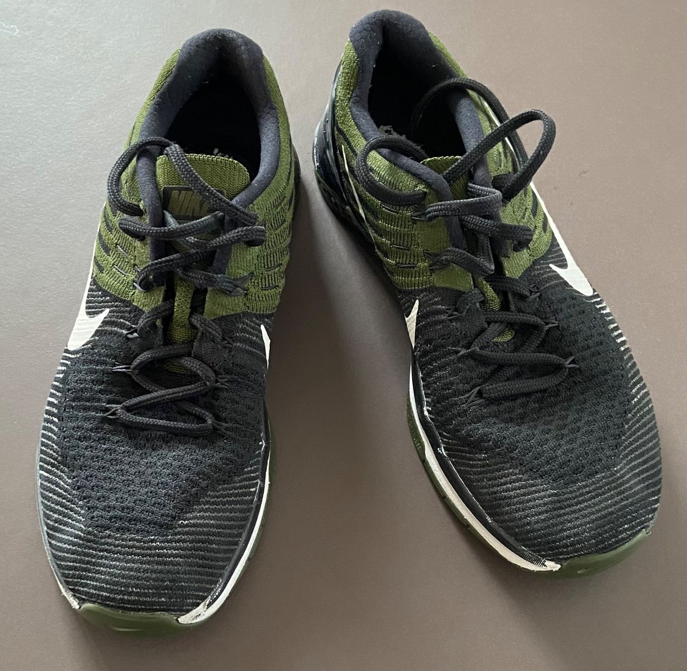 Scarpe da donna: Turnschuhe Nike, Gr. 40.5 – Usato da Zürich venduto da a75 2