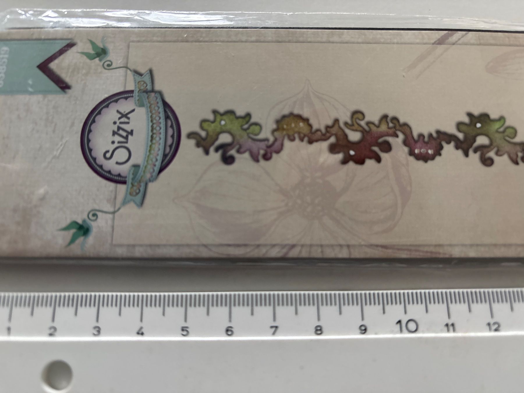 Sizzix Schablonen: Sizzix Stanzschablone Border  neu verpackt – Gebraucht aus Amriswil von SCHLOSSGEISTLI 2