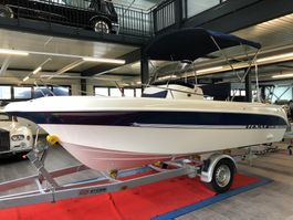 Texas 580 Konsolenboot