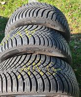 Roues complètes avec pneus d'hiver 205/55 r16 peu utilisés 