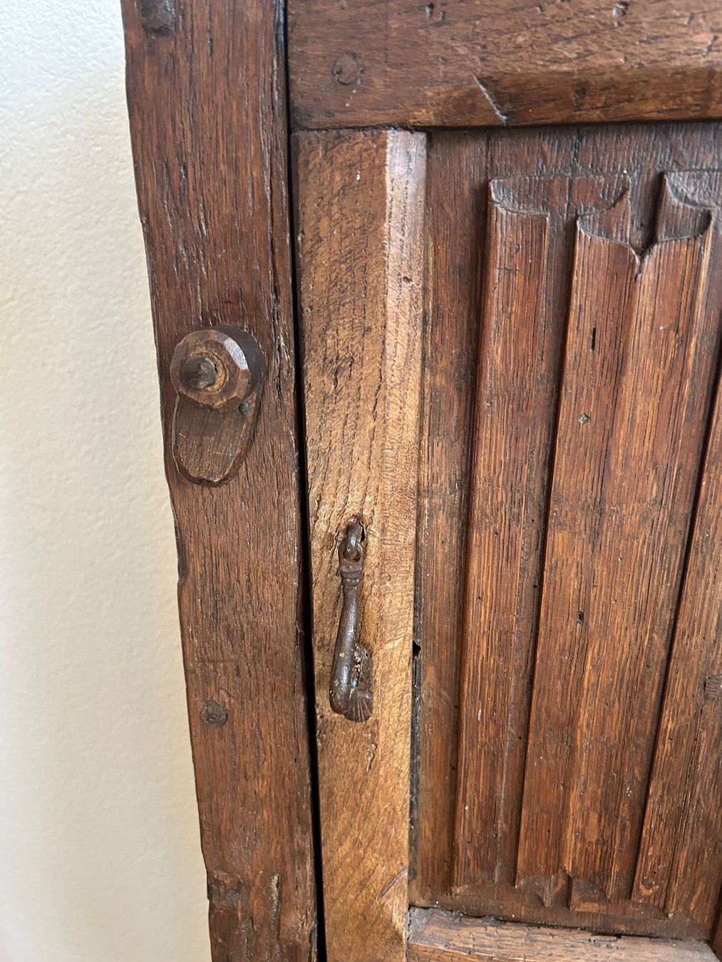 Schränke: Antiker Schrank Provence – Gebraucht aus Arlesheim von Brienz30 6