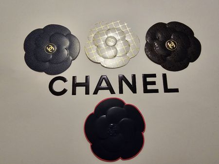 Chanel Kamelien 4 Stück