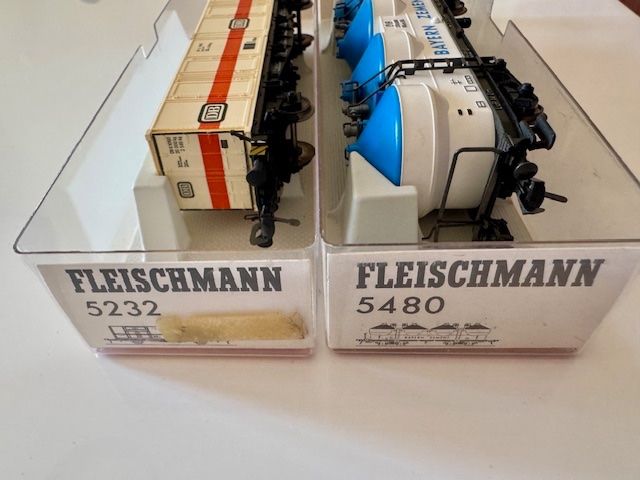 Fleischmann Modellini di ferrovie: Sammlung Güterwagen, Fleichmann Spur HO – Usato da Clarens venduto da toutrouge 5