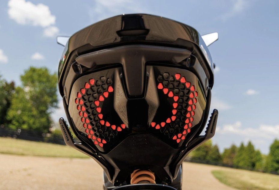 Ducati Route: DUCATI V4 Diavel – D'occasion à Courtemaîche par Mil_c8t9 3