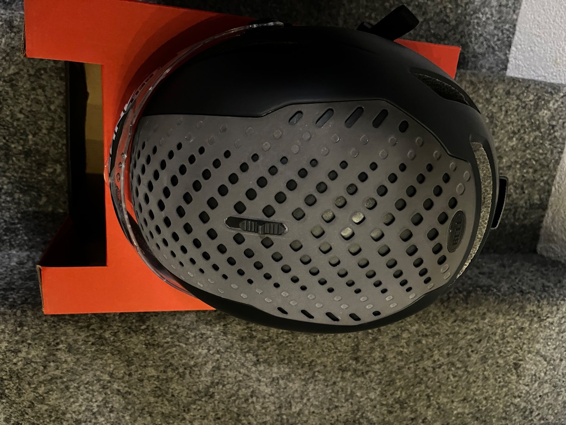 Bell Caschi: Neuer Velo Helm – Nuovo e nell'imballaggio originale da Mühlethurnen venduto da Kolly225 5