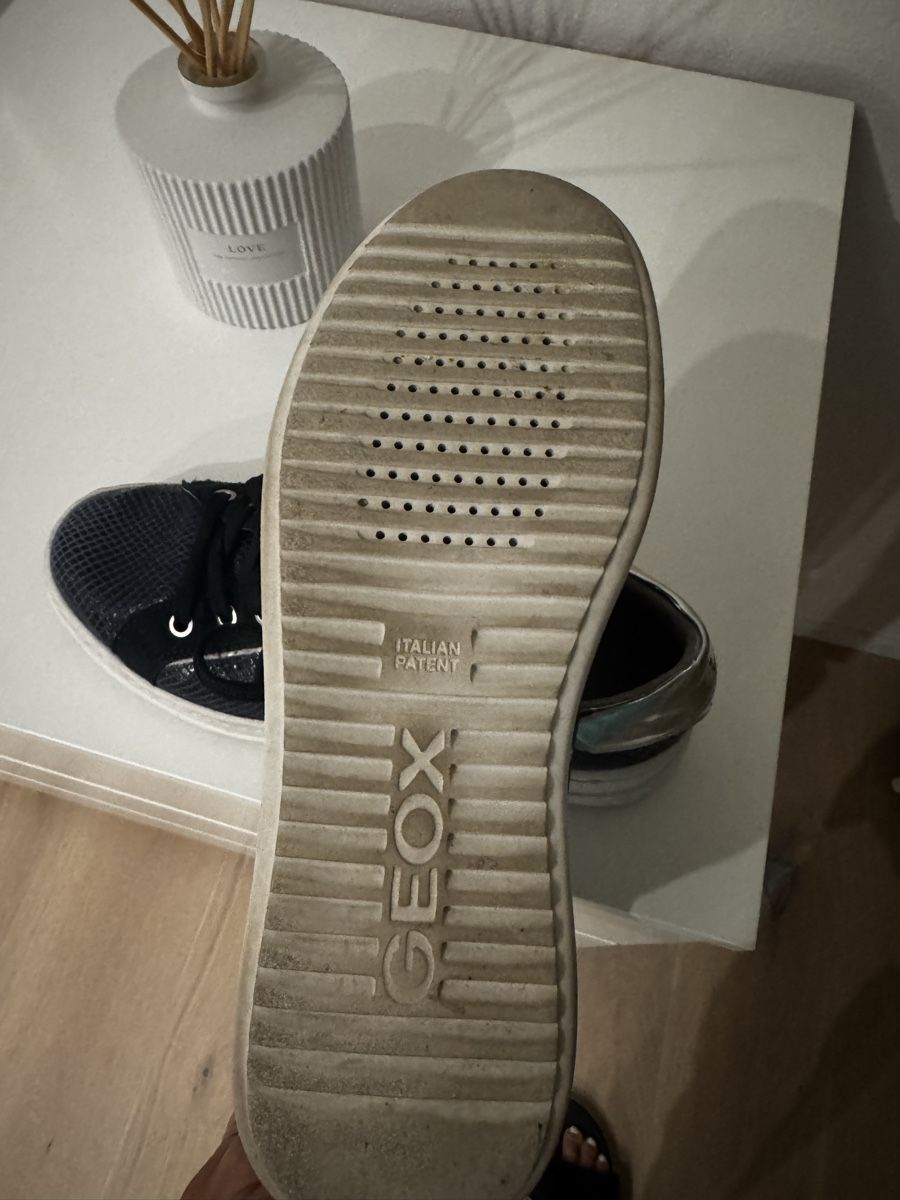 Geox Scarpe da donna: Geox Leder Sneaker – Nuovo (secondo la descrizione) da Wermatswil venduto da -secondchance- 4
