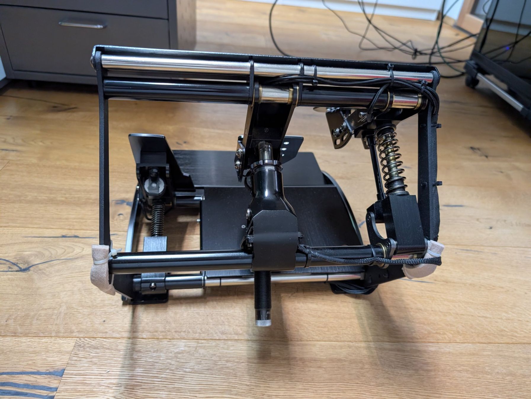Fanatec Controller: Fanatec CSL Elite Pedale mit Load Cell Kit gebraucht – Gebraucht aus Giswil von Cookie10 3