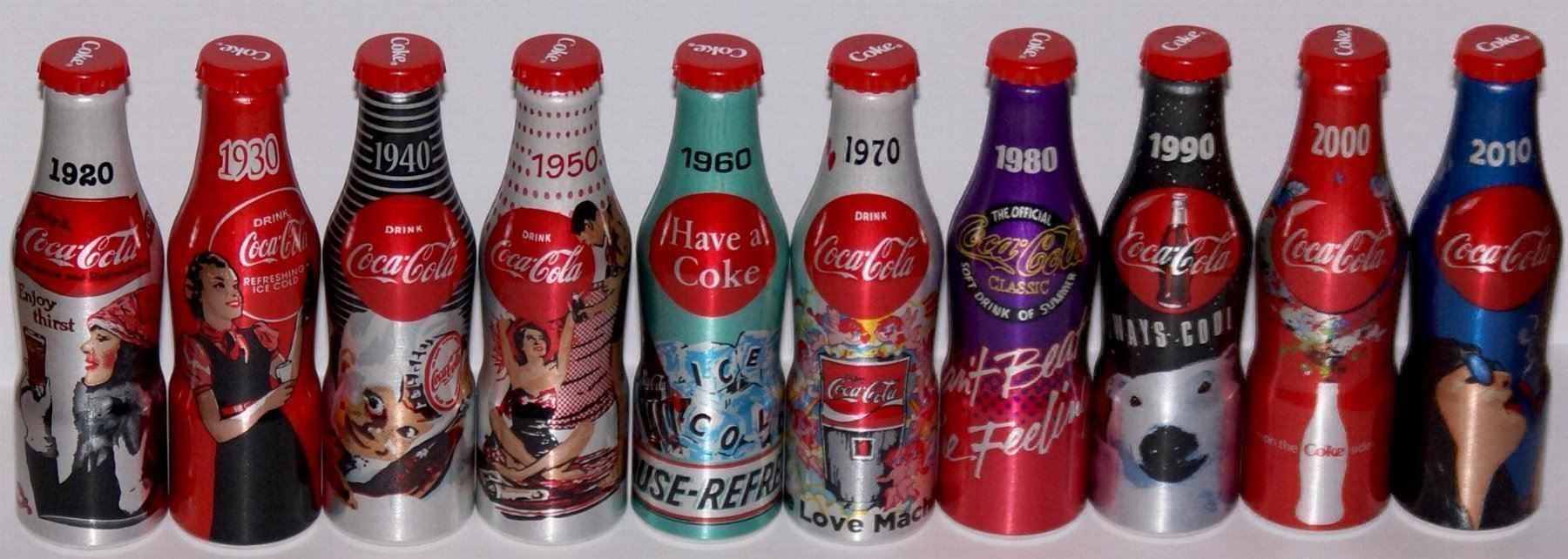 Coca-Cola Altro in Stoviglie & Bicchieri: Coca-Cola Flaschen - Miniaturen -  komplette Serie – Nuovo (secondo la descrizione) da Pfäffikon ZH venduto da Colacity
