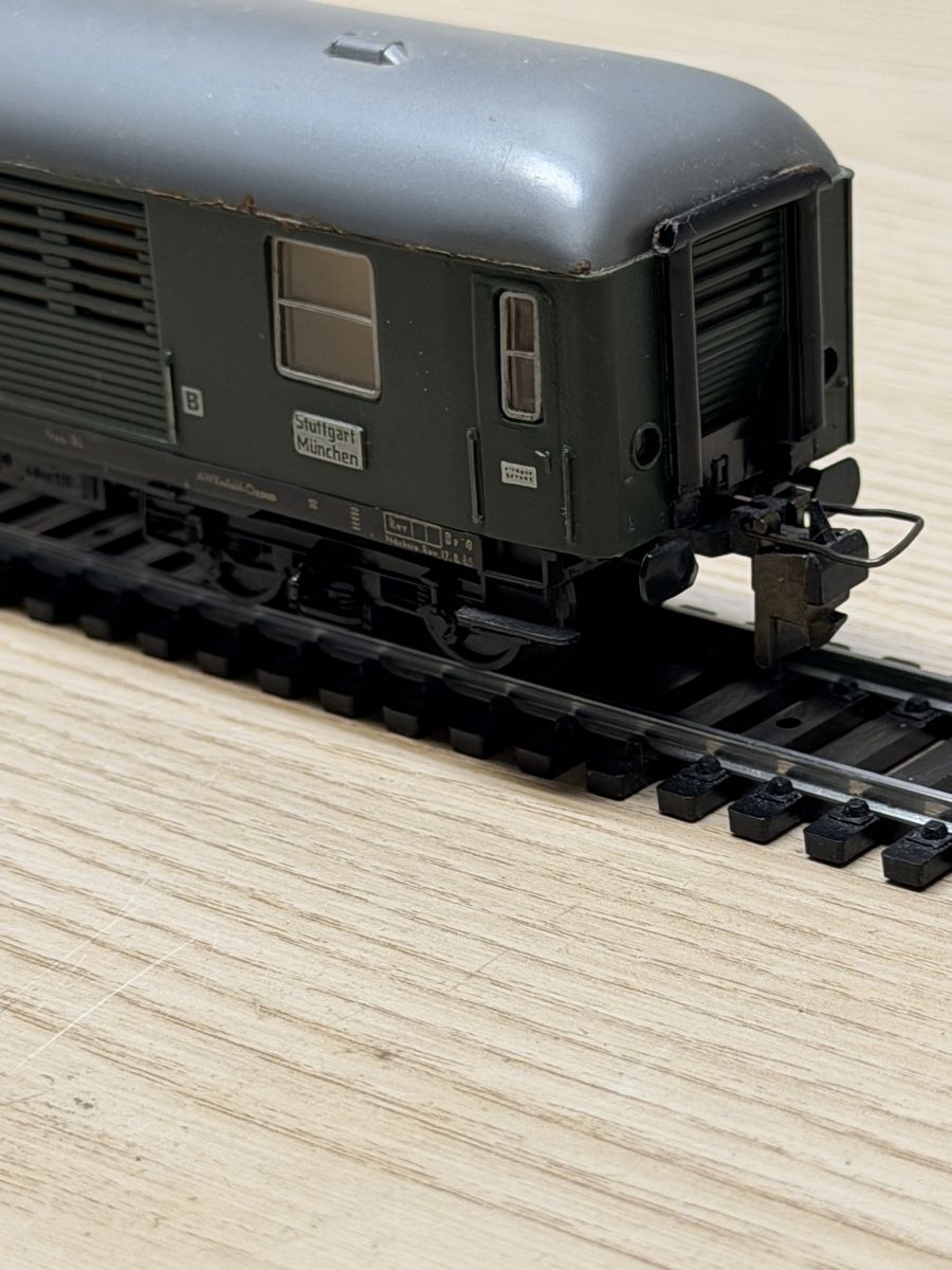 Modelleisenbahnen: Gepäckwagen HO DB  – Gebraucht aus Herzogenbuchsee von ioa_zcm6 1