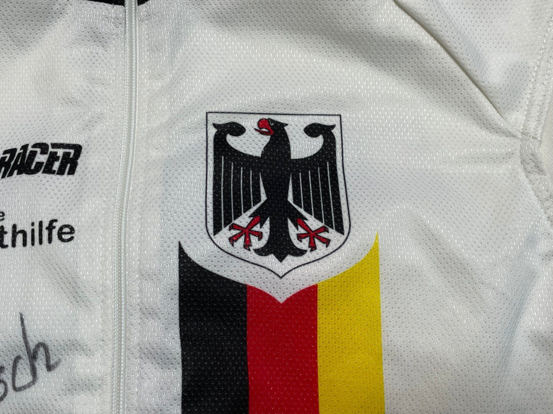 Leibchen & Hosen: Signed Bike Jersey Germany Team Sz L – Gebraucht aus Zürich von le_souk 3