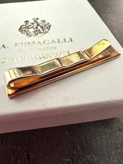 Spille & Fermagli: KrAvAttennAdeL – Usato da Winkel venduto da zeho 6