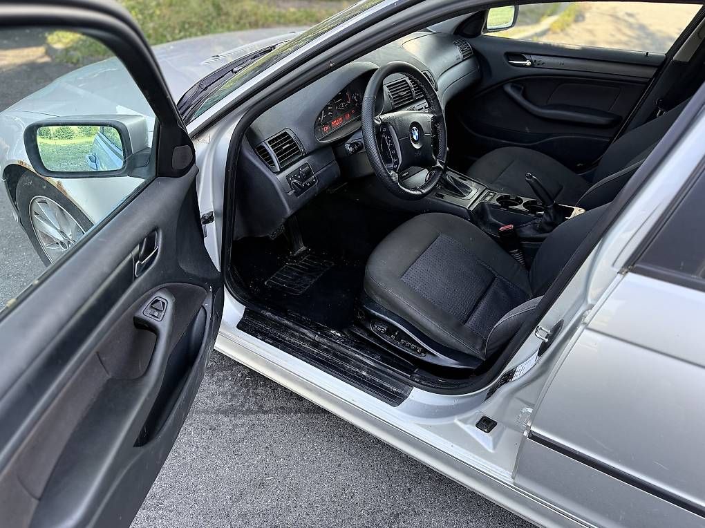 Automobili: BMW 320 TDI  Automat  – Usato da Udligenswil venduto da Sch2s 5