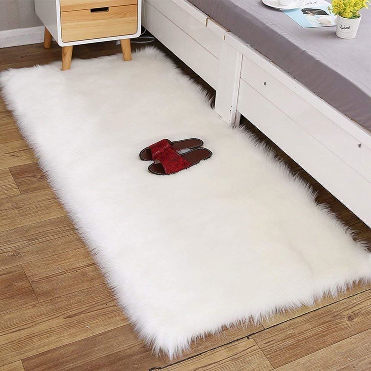 Tappeti: Teppich Bettvorleger Sofa Matte 60x90cm – Nuovo (secondo la descrizione) da Thun venduto da coverall 1