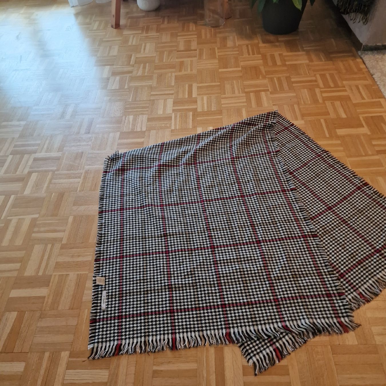 Codello Foulards, Tücher & Schals: Codello langer foulard – Gebraucht aus St. Gallen von mania03 2