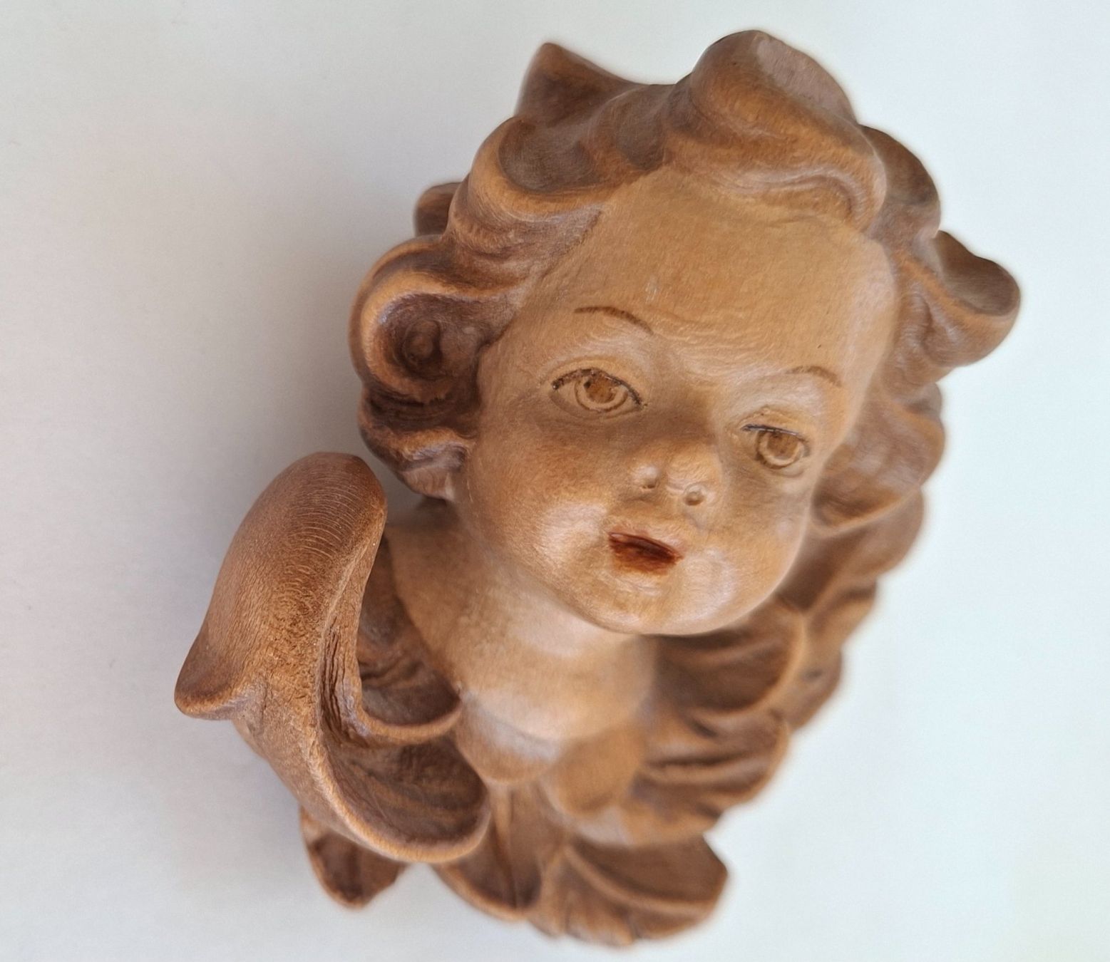 Statuette: Holz Engel Figur, Handgeschnitzt – Usato da Opfikon venduto da Diversamente 3
