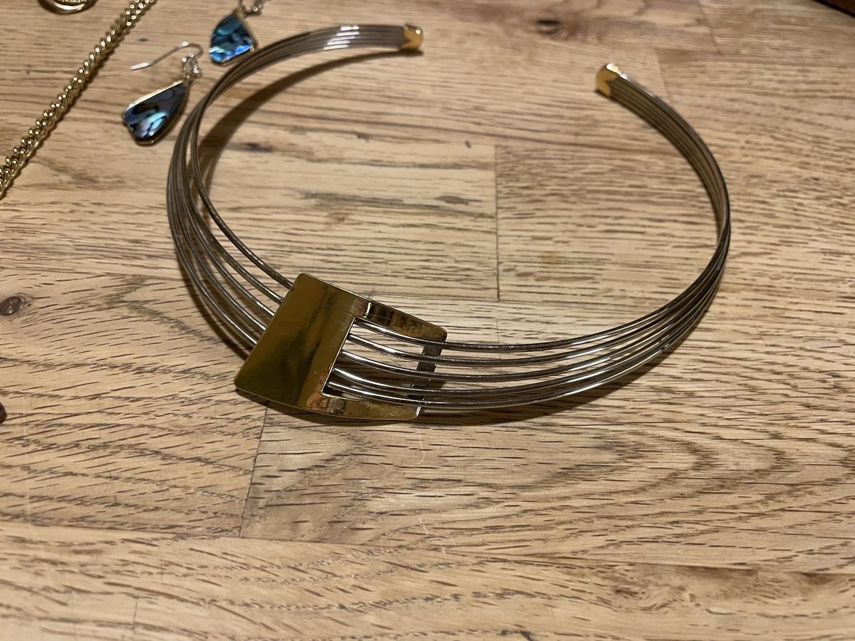 Altri gioielli: Modeschmuck Posten – Usato da Flawil venduto da Naphtali 1
