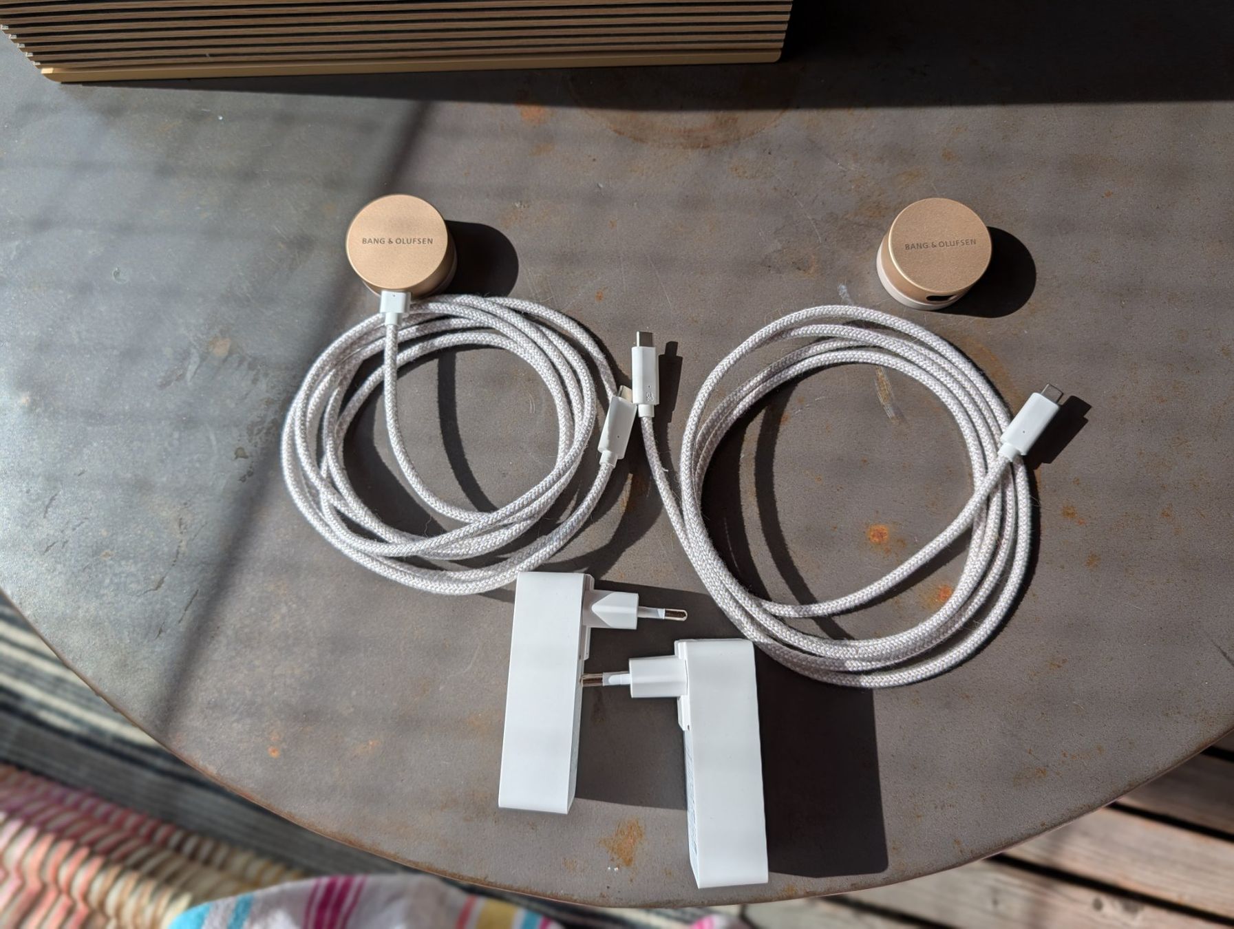 Bang & Olufsen Lautsprecher: B&O - 2x Beosound Level Gold/Oak – Gebraucht aus Solothurn von Theklagloria 5