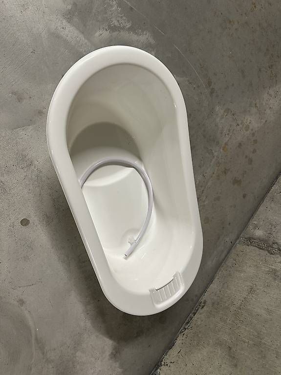 Badespass: Baby Badewanne – Gebraucht aus Sursee von typographer 1