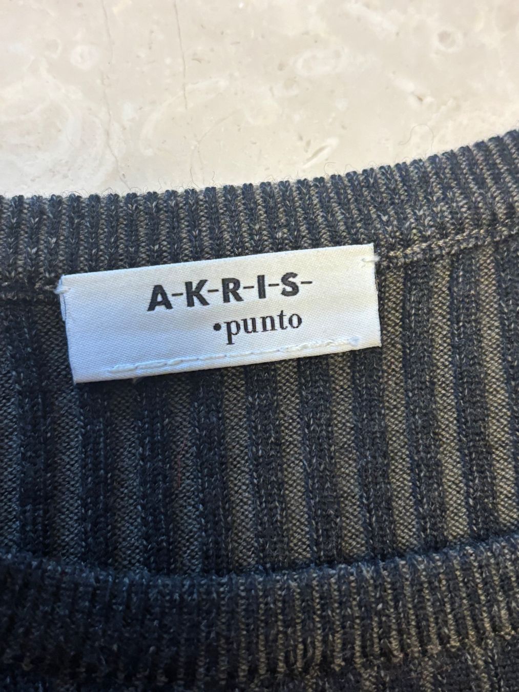 Akris Pulls & Sweat-shirts: Akris Rippstick Pullover 100% Wolle – D'occasion à St. Margrethen SG par dijanaO 6