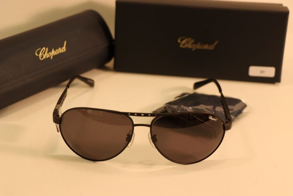 Lunettes De Soleil Chopard SCHA61S Butterfly - Modèle Luxe Oversize, Argent/nacré - Neuf Avec Coffret Complet