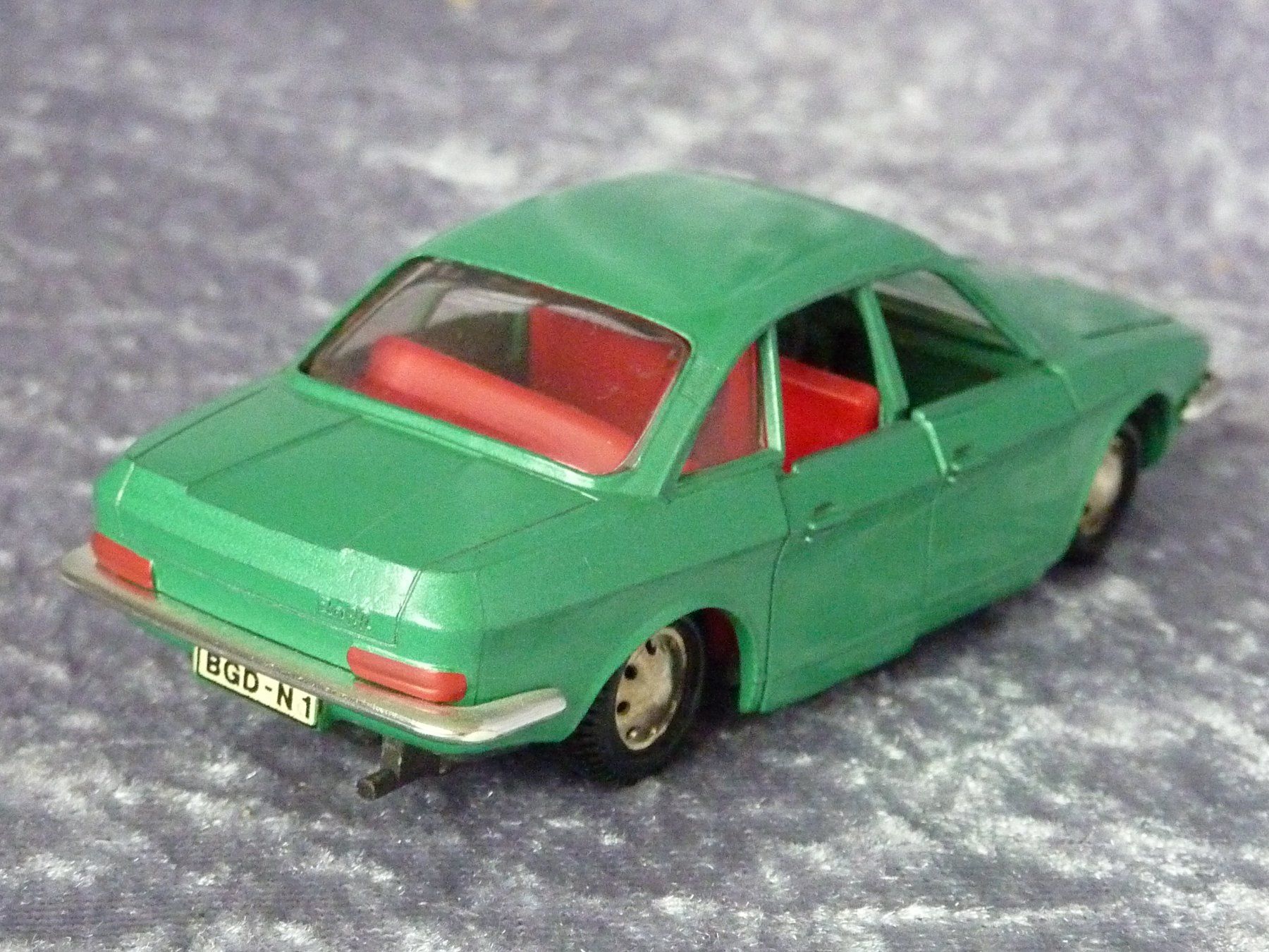 NSU Modellautos: NSU RO 80  1:43 – Gebraucht aus Dürrenäsch von modellautos4you 3