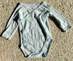 Petit Bateau Baby Langarm-Body, hellblau, Grösse 60