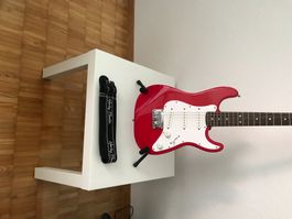 Squire Mini Stratocaster Red Wine