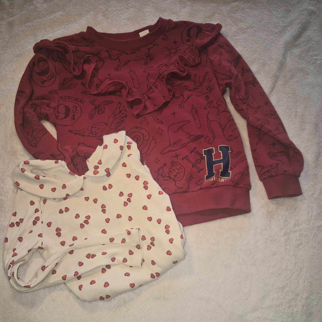 H&M Maglioni & Felpe: Duo Pullis Gr. 128 Harry Potter und Herzchen – Usato da Zürich venduto da LillyZH