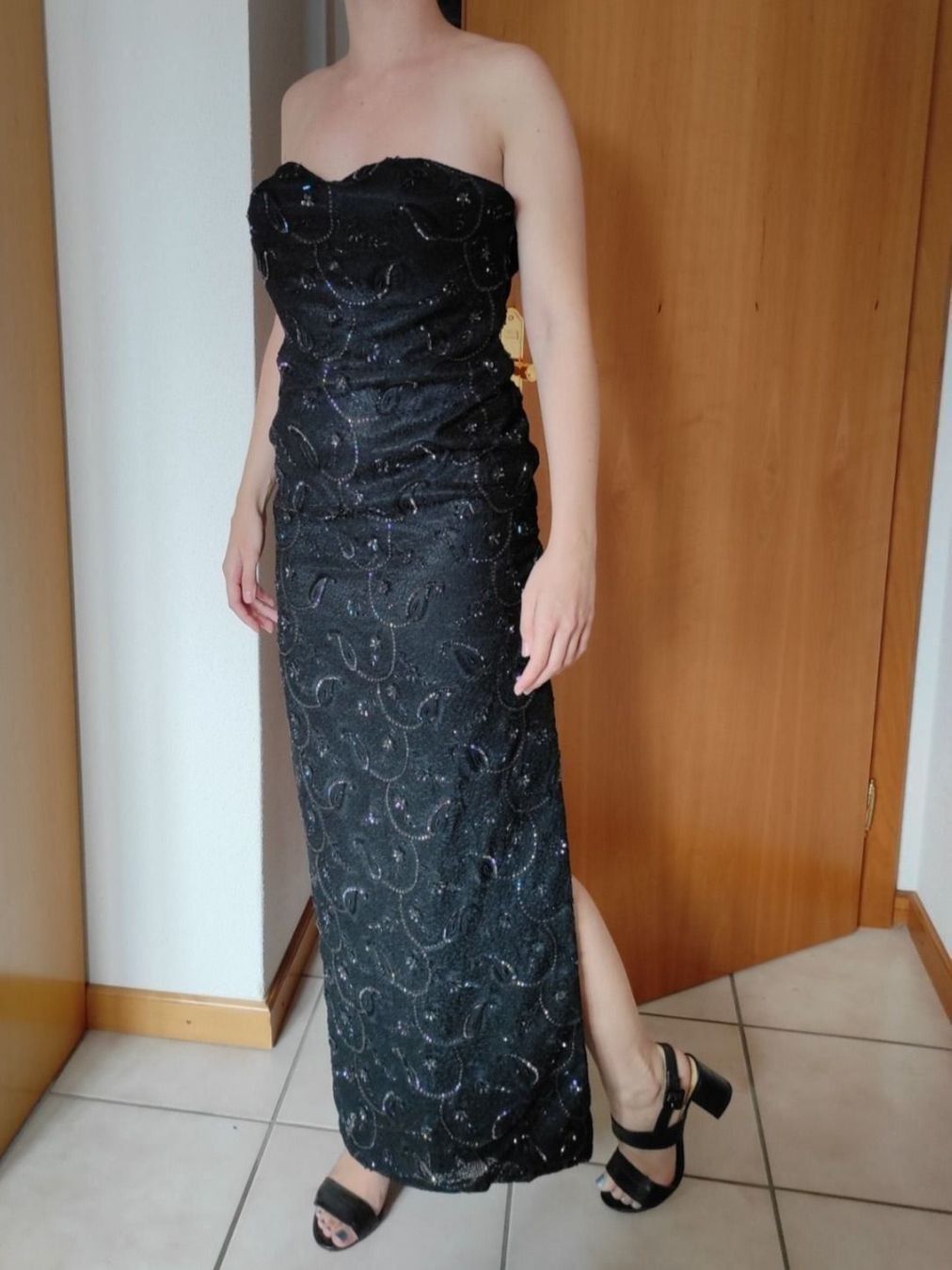 Vestiti: Renee Salud Abendkleid mit Glitzer – Nuovo (secondo la descrizione) da Zürich venduto da ele_h5rz