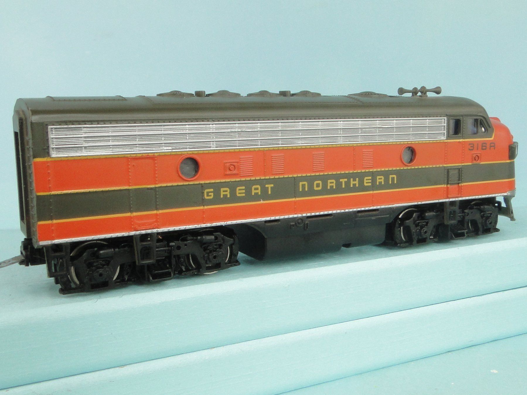 Modellini di ferrovie: Bachmann F4A Great Northern – Usato da Bülach venduto da cann11 3
