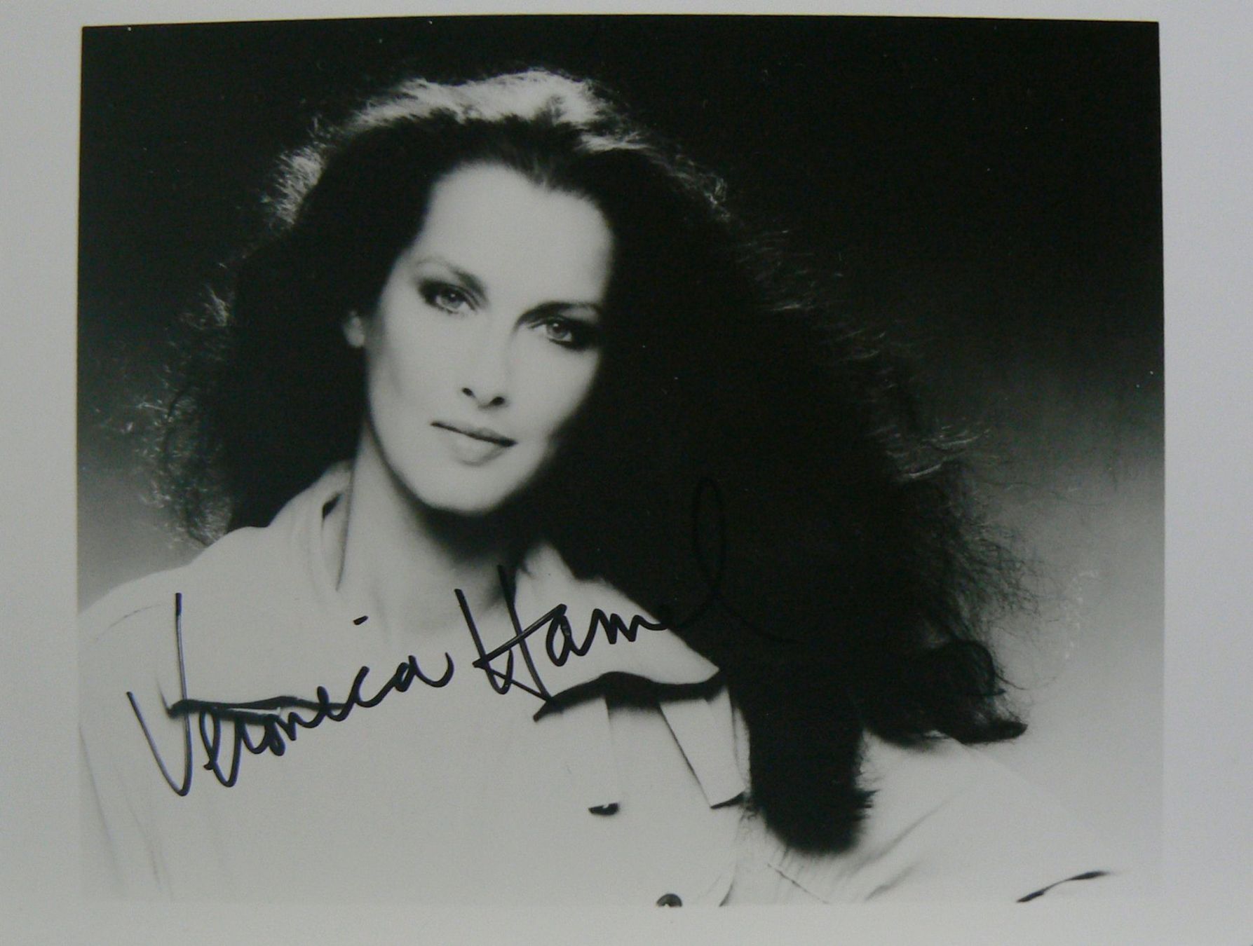Autografi: Veronica Hamel (1943) Schauspielerin - Autogramm – Usato da Dietikon venduto da cyranos1