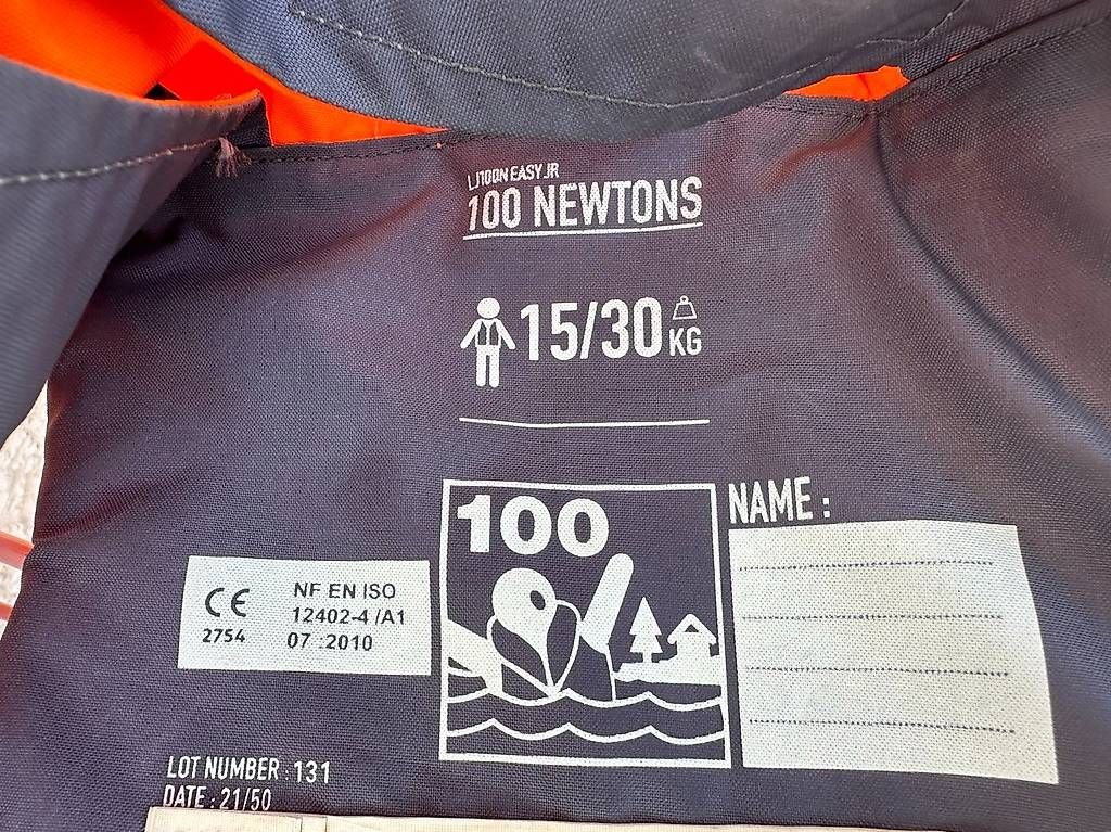 Decathlon Giubbotti di salvataggio: Schwimmweste Kinder 15-30 Kilo – Usato da Birsfelden venduto da bolloboll 1