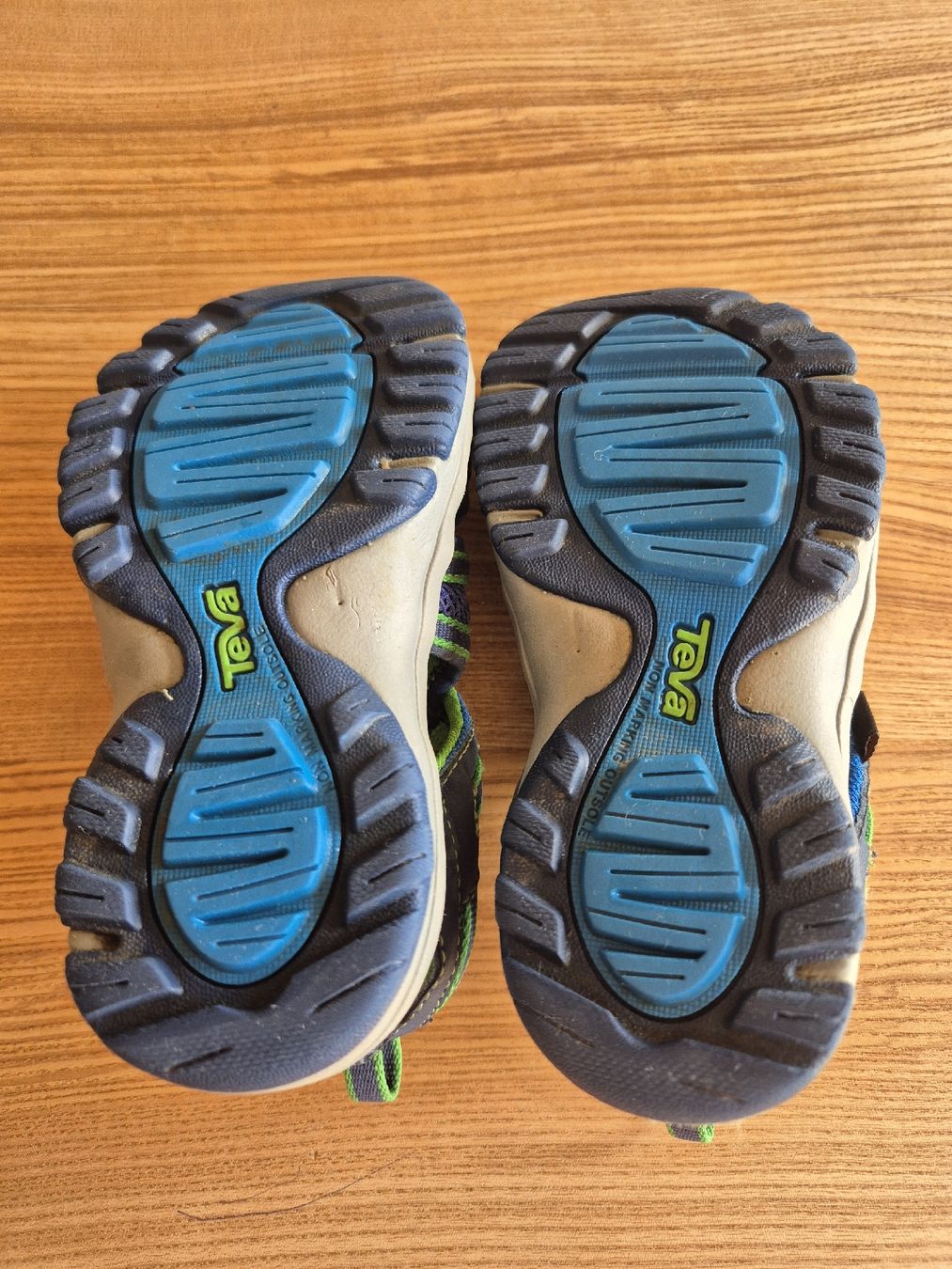 Teva Schuhe für Jungen: Teva Sandalen Kinder  – Gebraucht aus Lanzenhäusern von Sulaika0 1