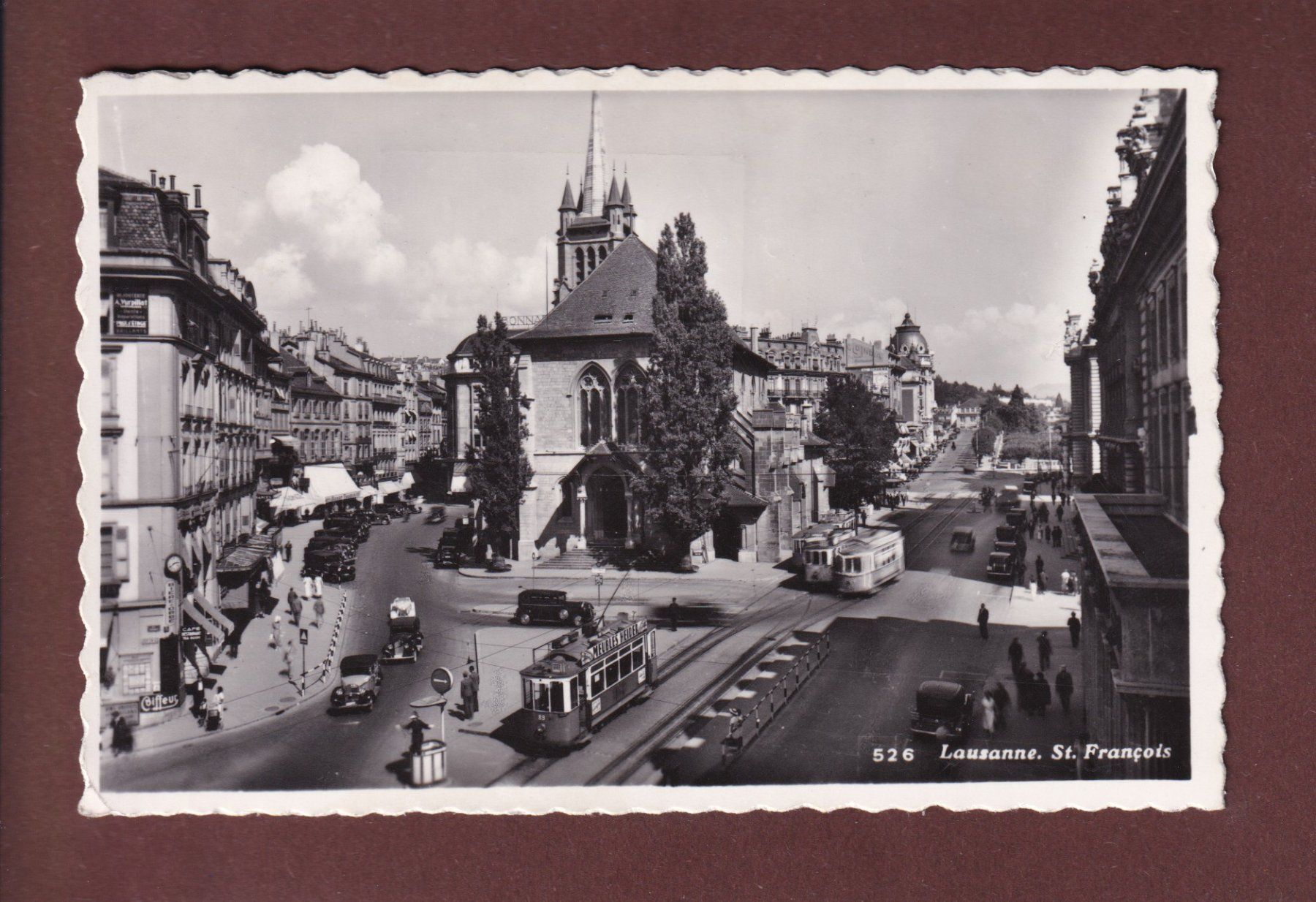 Cartoline postali: LAUSANNE - St. François - Tram - 1949 – Usato da Pully venduto da nicecards